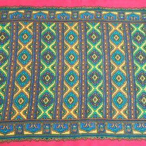 Vintage Unknown Designer 1960s MOD Medallion Print Scarf-Rectangular 14x44